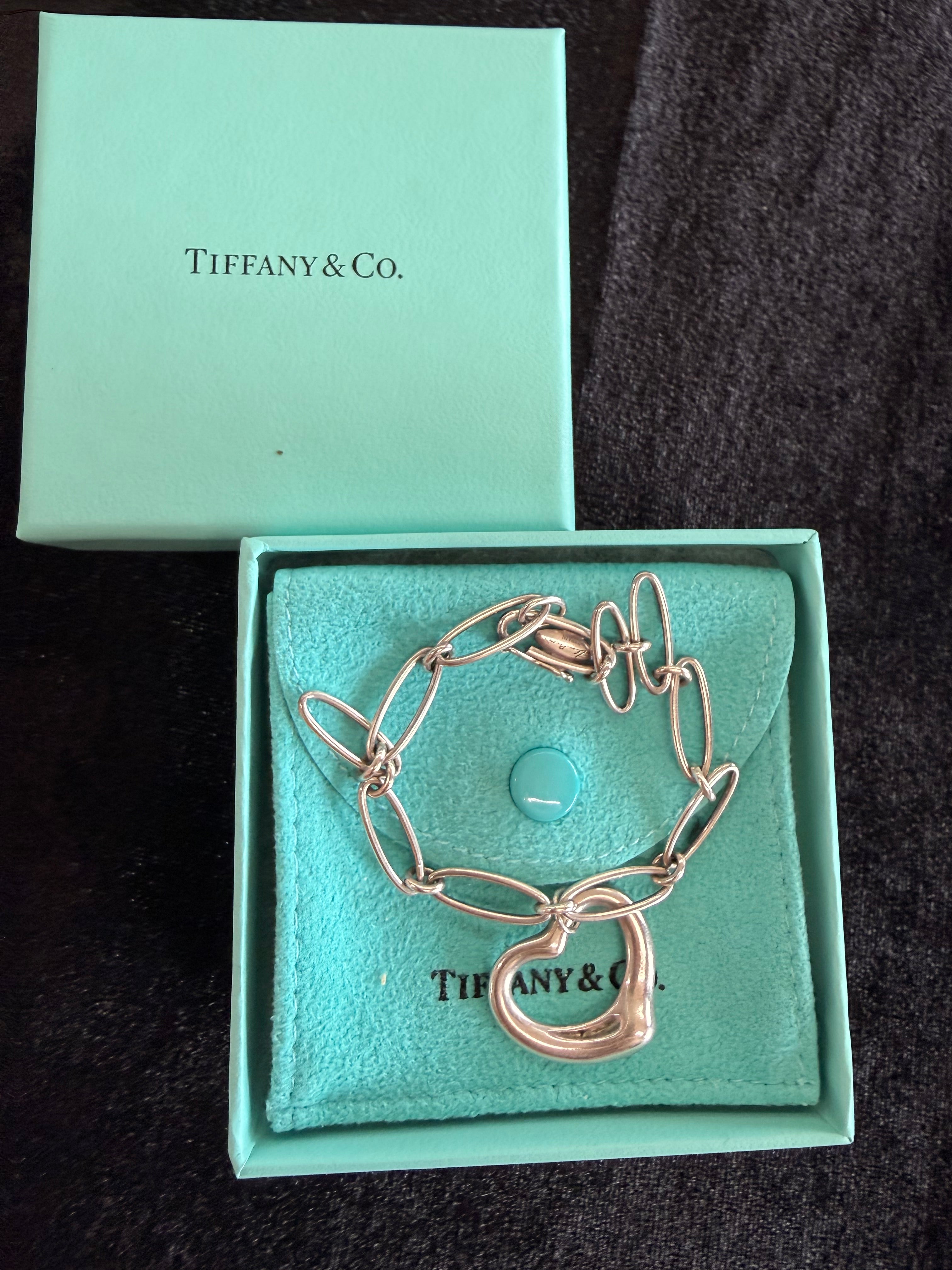 Tiffany & Co. Sterling Silver Open Heart Link Bracelet with Tiffany Blue Pouch