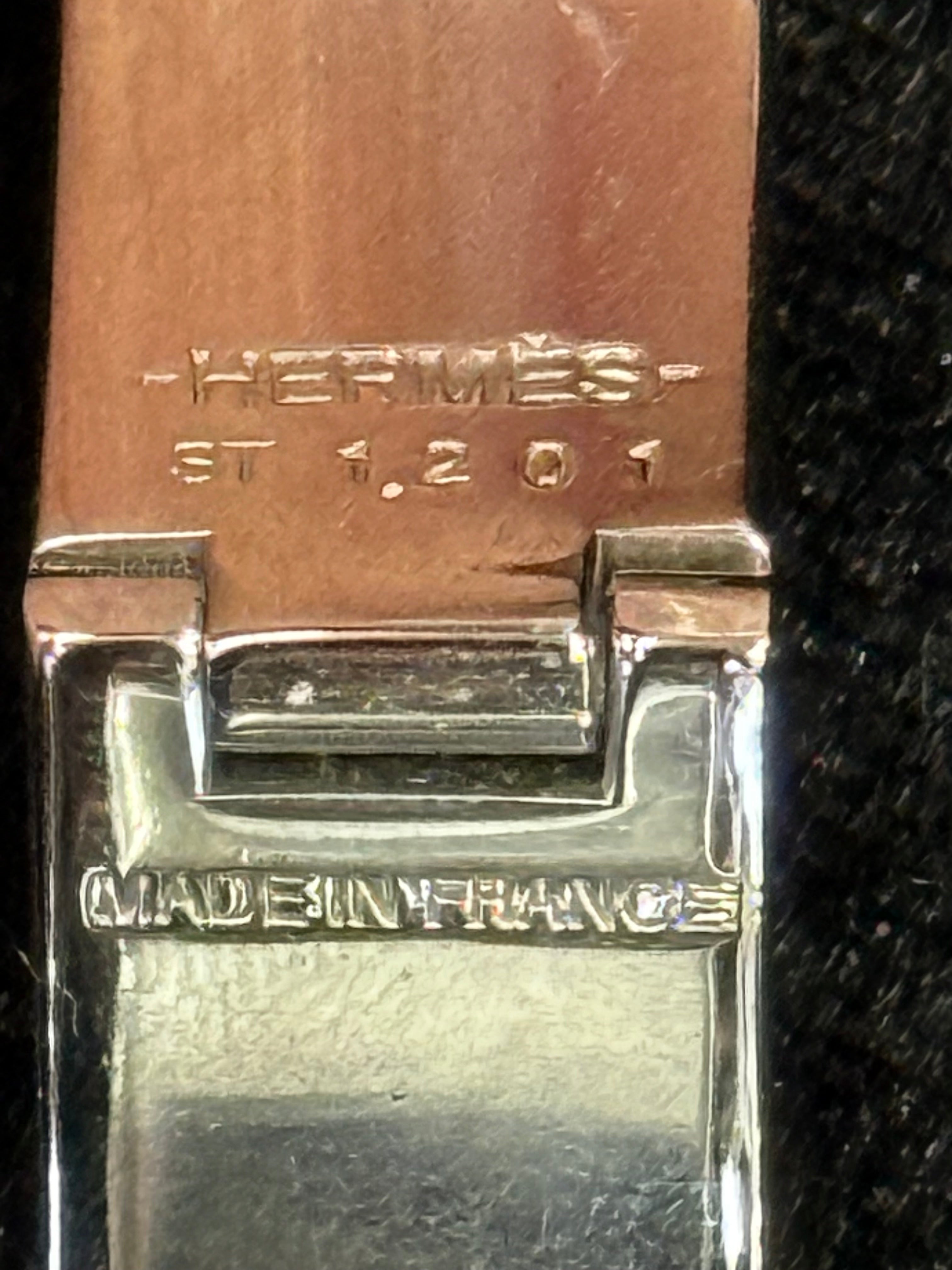 Hermès Clic H PM Enamel bracelet-fits 7” wrist